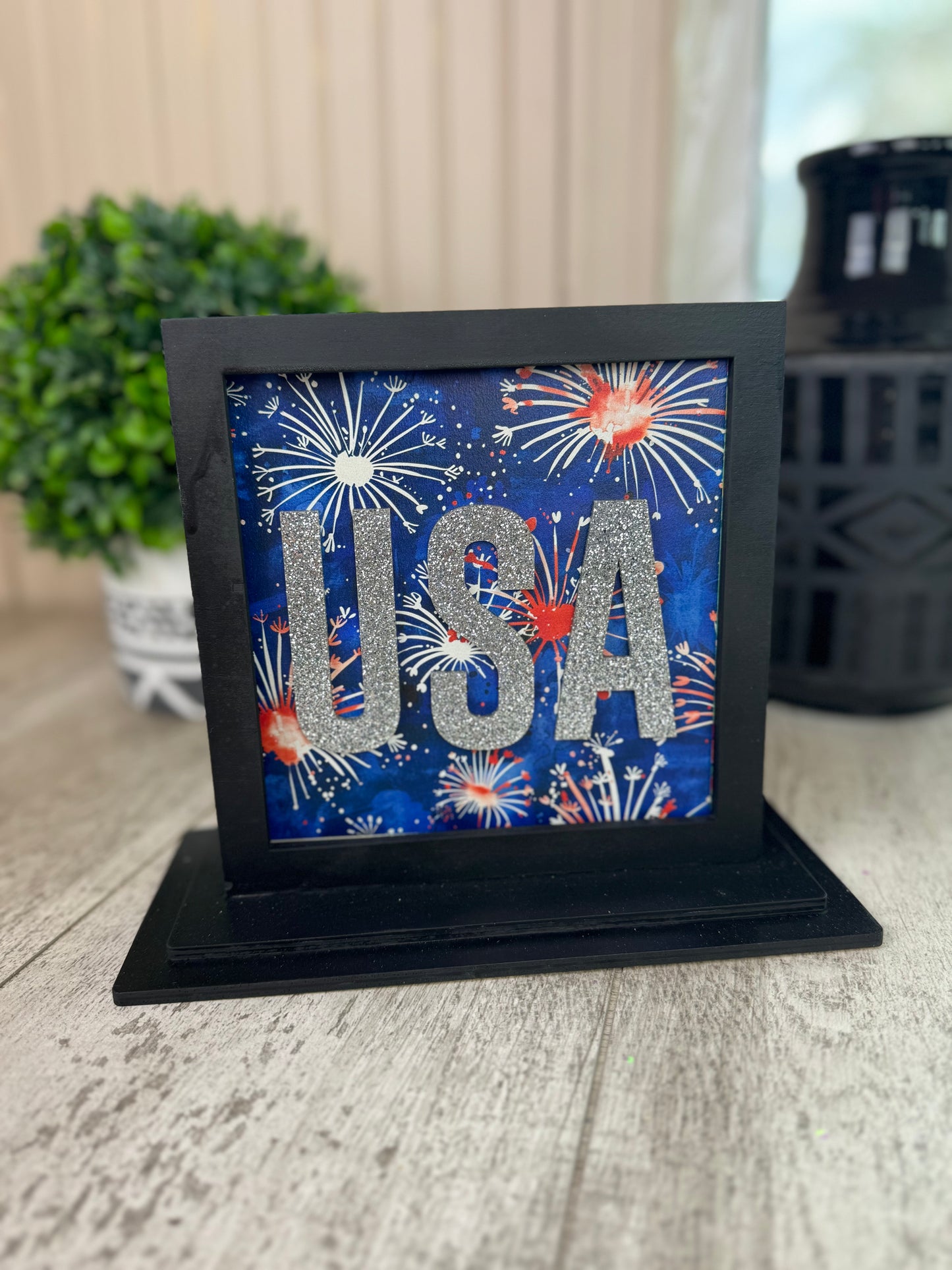 USA Interchangeable Shelf Sitter Plate