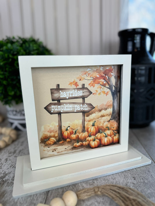 Hayrides & Pumpkins Interchangeable Shelf Sitter Plate