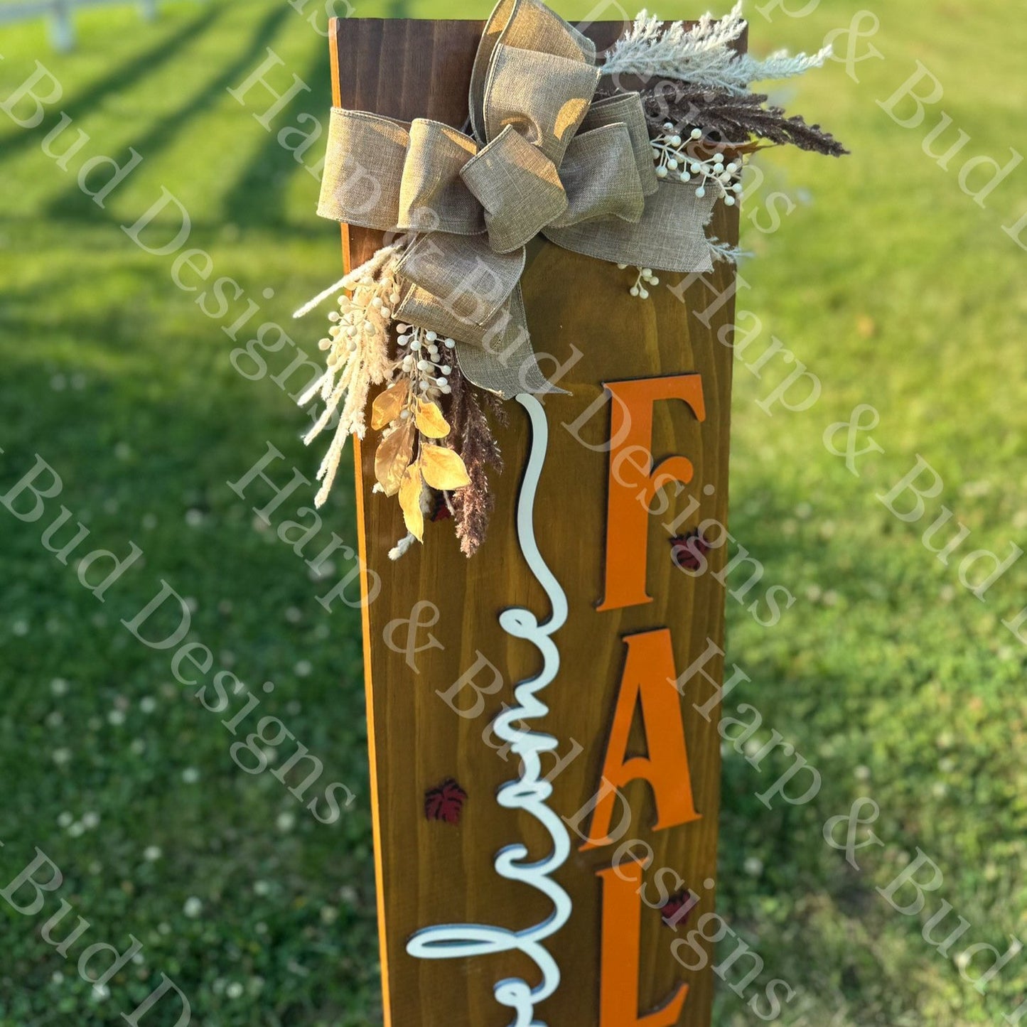 Welcome Fall Porch Leaner (Pampas Grass W/Neutral Bow)